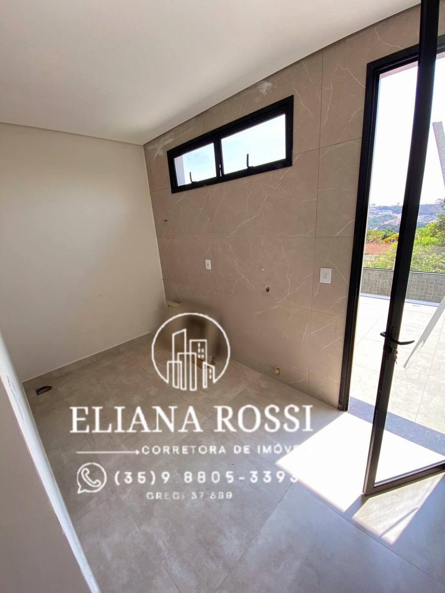 Casa, Santa Luiza, 4 Quartos, 6 Vagas, 2 Suítes