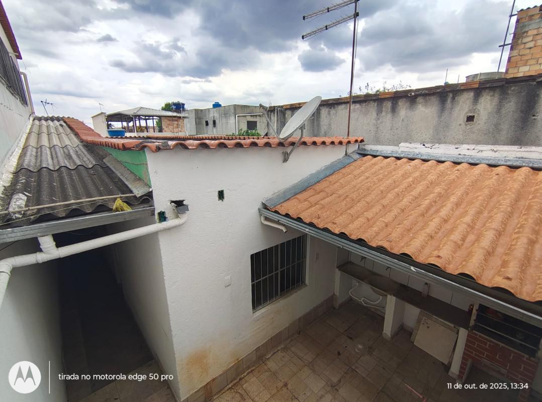 Casa, Vereda, 2 Quartos, 3 Vagas