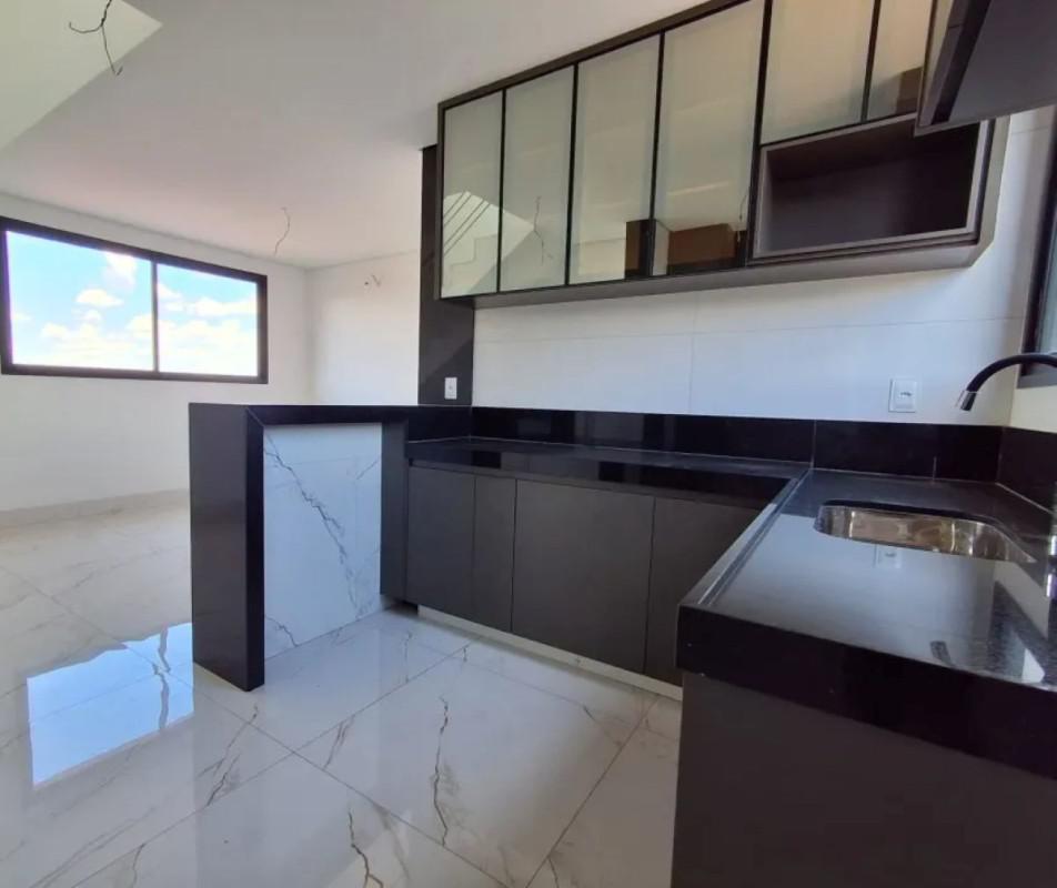 Cobertura, Planalto, 4 Quartos, 2 Vagas, 2 Suítes