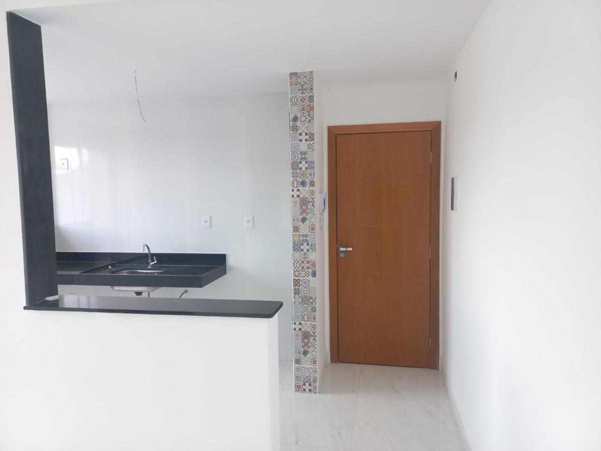 Apartamento, Santa Mônica, 2 Quartos, 1 Vaga