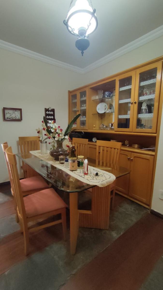Casa, Parque Turistas, 2 Quartos, 2 Vagas, 1 Suíte