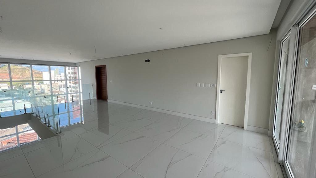 Cobertura, Cidade Nobre, 3 Quartos, 2 Vagas, 3 Suítes