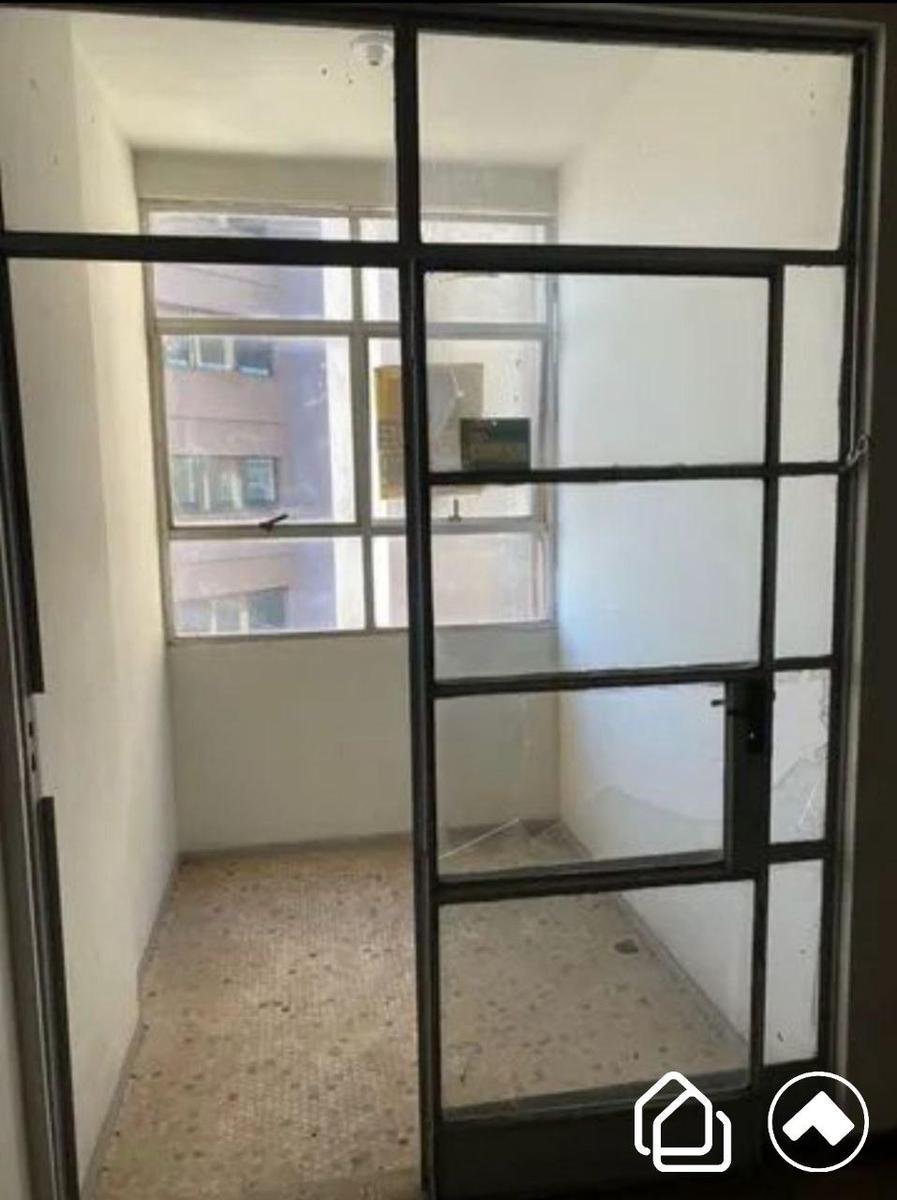 Sala, Centro