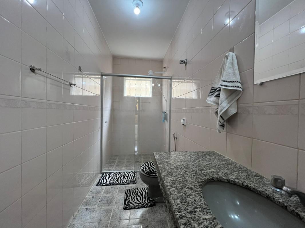 Casa, Planalto, 6 Quartos, 6 Vagas, 2 Suítes