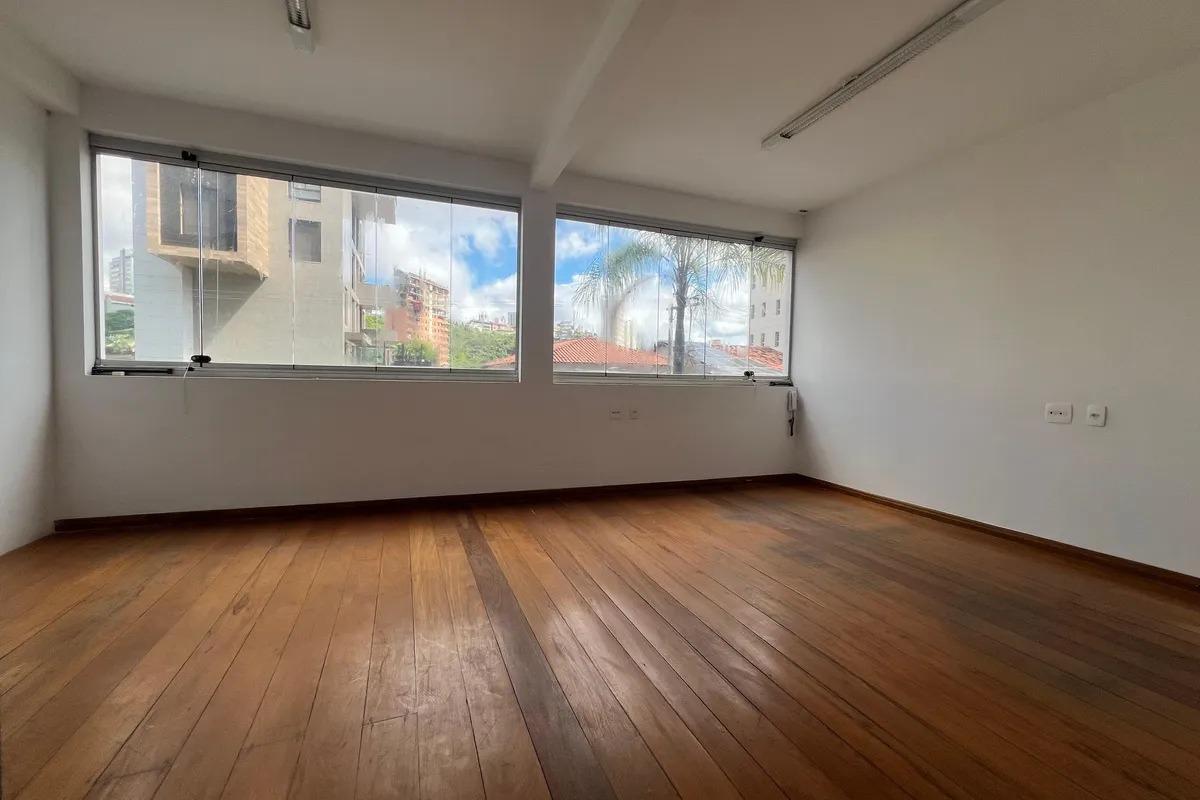 Casa, Santa Lúcia, 7 Quartos, 8 Vagas, 3 Suítes