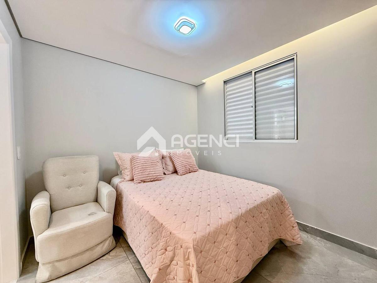 Casa, Cabral, 3 Quartos, 0 Vaga, 1 Suíte