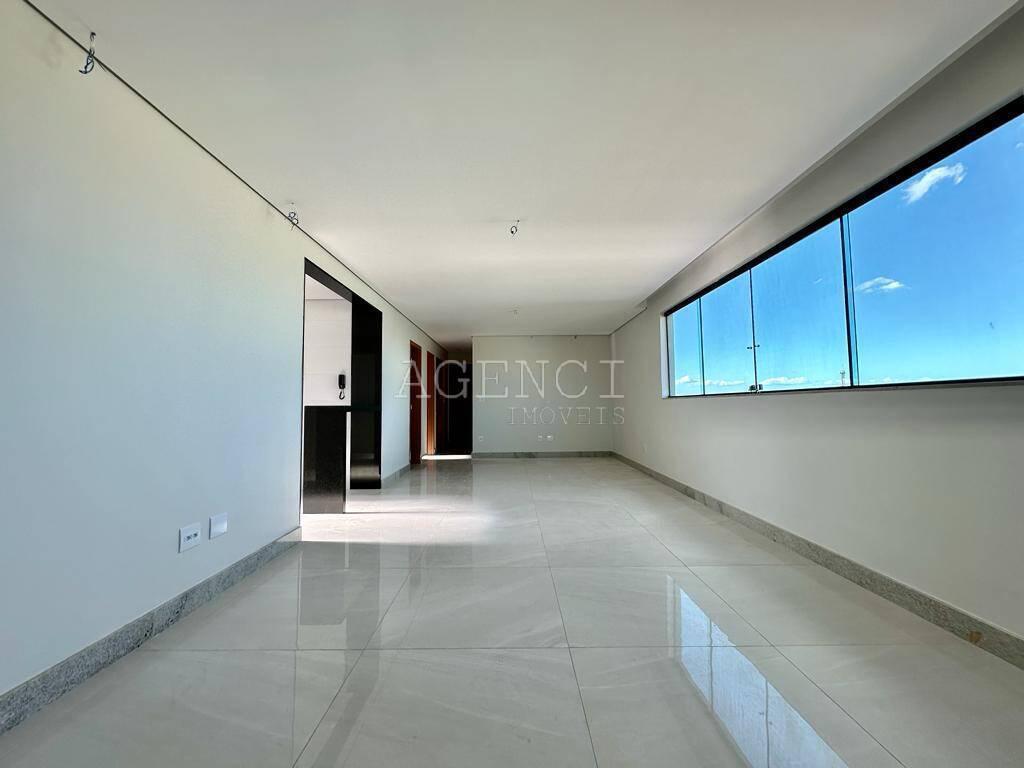 Cobertura, Serrano, 4 Quartos, 0 Vaga, 1 Suíte