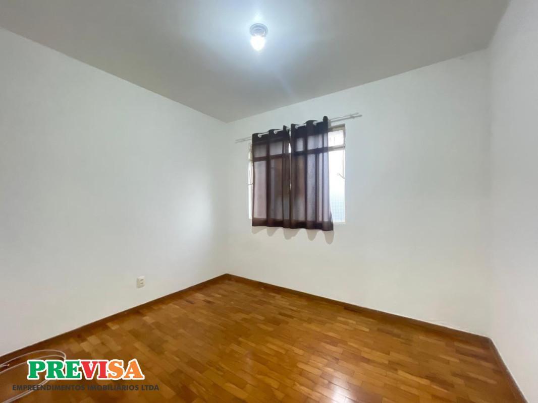 Apartamento, Sagrada Família, 3 Quartos, 1 Vaga