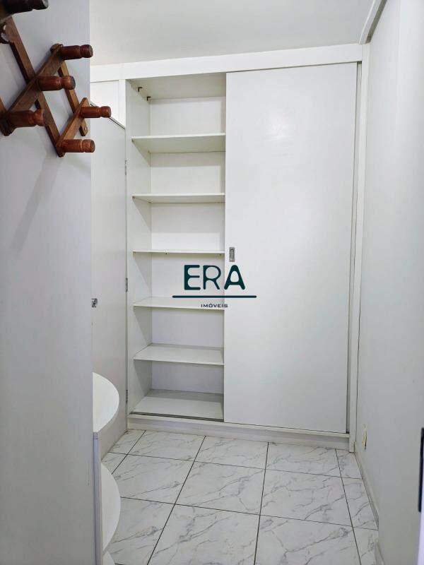 Sala, Santa Efigênia, 0 Quarto, 2 Vagas