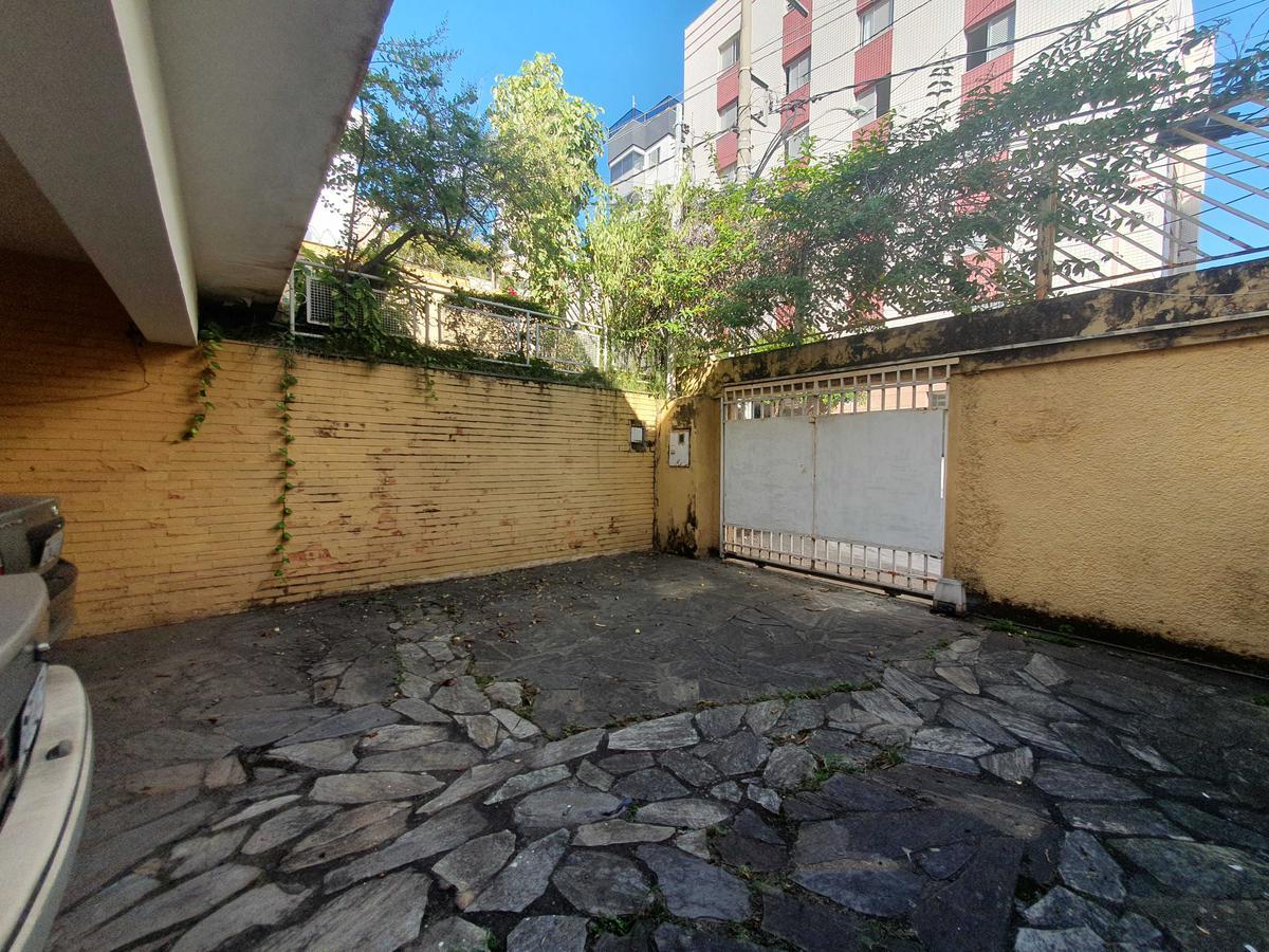 Casa, Gutierrez, 6 Quartos, 4 Vagas, 2 Suítes