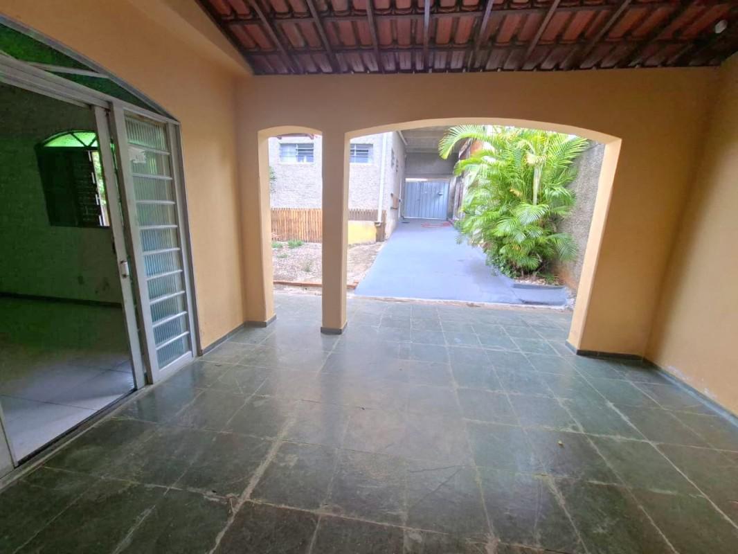 Casa, São Benedito, 4 Quartos, 4 Vagas