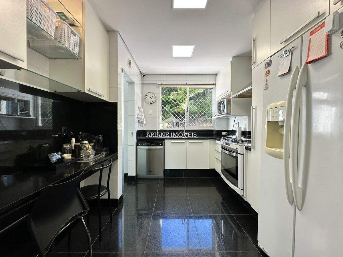 Apartamento, Grajaú, 4 Quartos, 3 Vagas, 2 Suítes