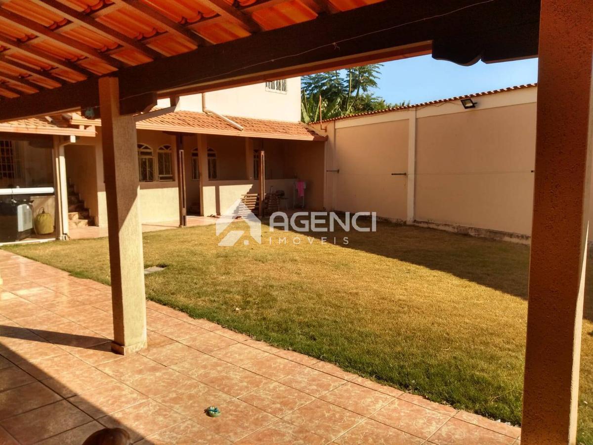 Casa, São Caetano, 4 Quartos, 0 Vaga, 0 Suíte