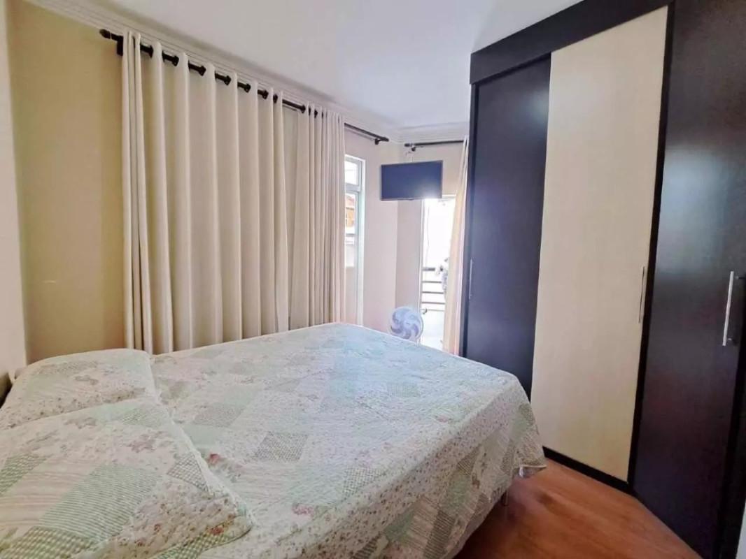 Apartamento, Barreiro, 3 Quartos, 2 Vagas, 1 Suíte
