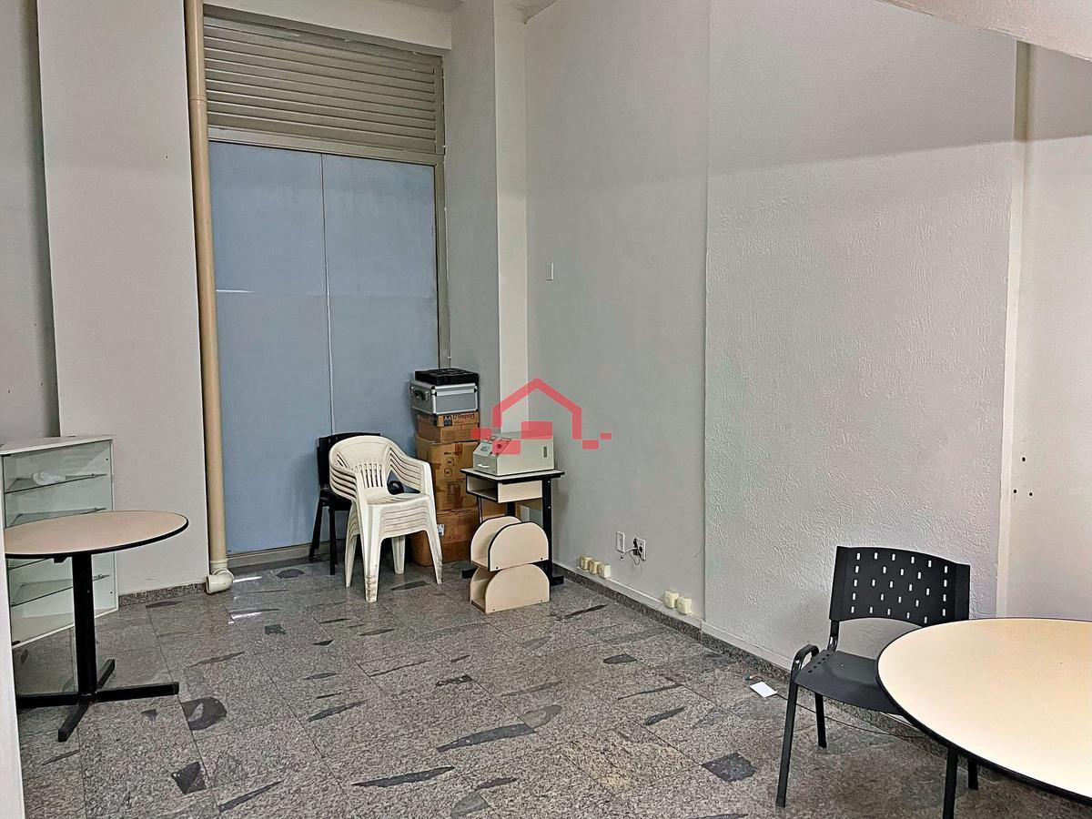 Sala, Barro Preto, 0 Quarto, 0 Vaga
