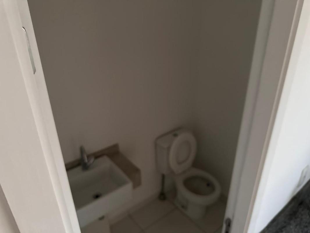 Sala, Vila da Serra, 0 Quarto, 1 Vaga