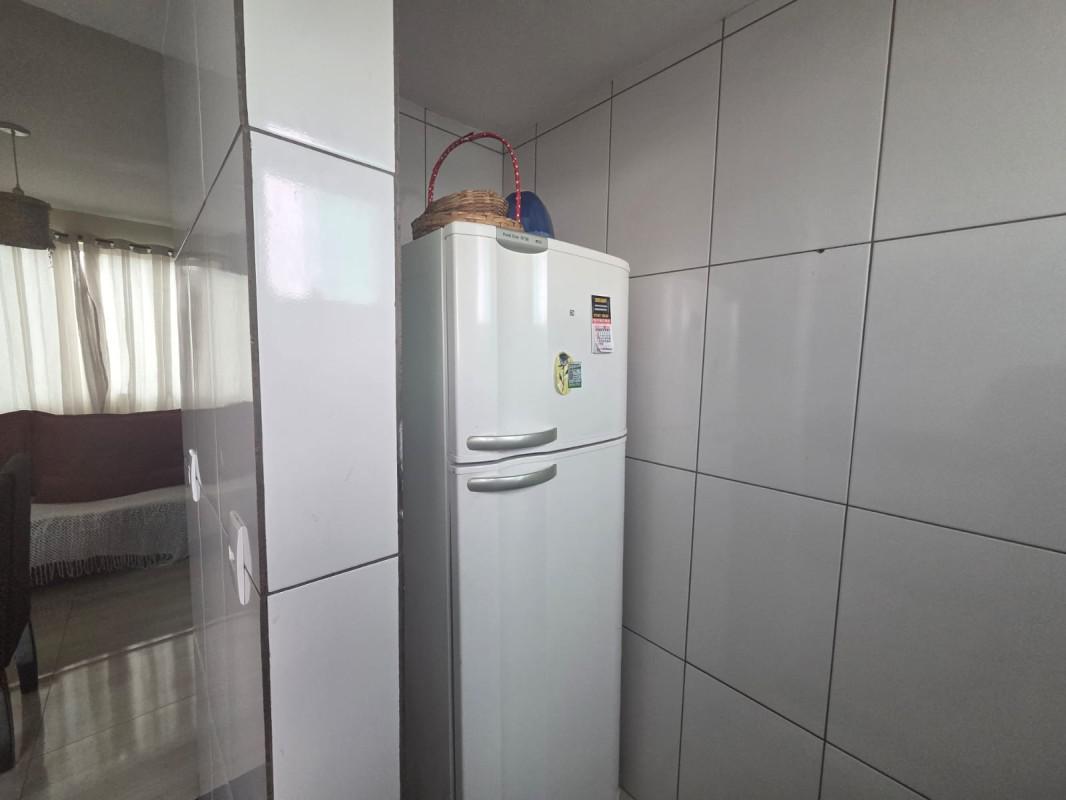 Apartamento, Coqueiros, 3 Quartos, 0 Vaga, 1 Suíte