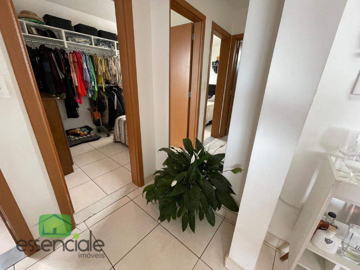 Apartamento, Europa, 2 Quartos, 1 Vaga