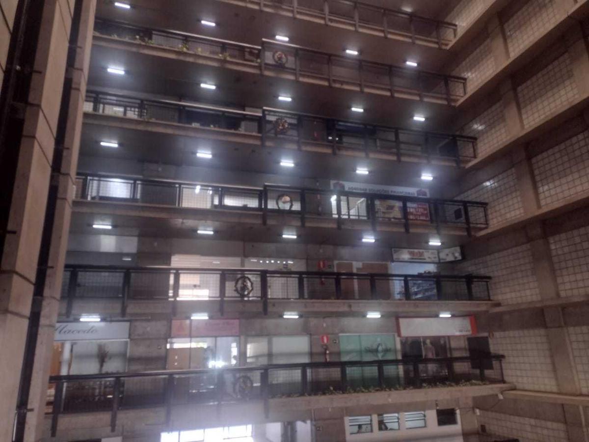 Sala, Barro Preto, 0 Quarto, 0 Vaga