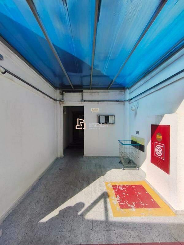 Apartamento, Santa Helena (barreiro), 2 Quartos, 1 Vaga