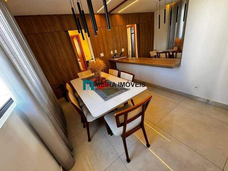 Cobertura, Sagrada Família, 2 Quartos, 2 Vagas, 2 Suítes