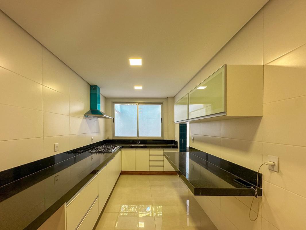 Apartamento, Ouro Preto, 3 Quartos, 3 Vagas, 1 Suíte