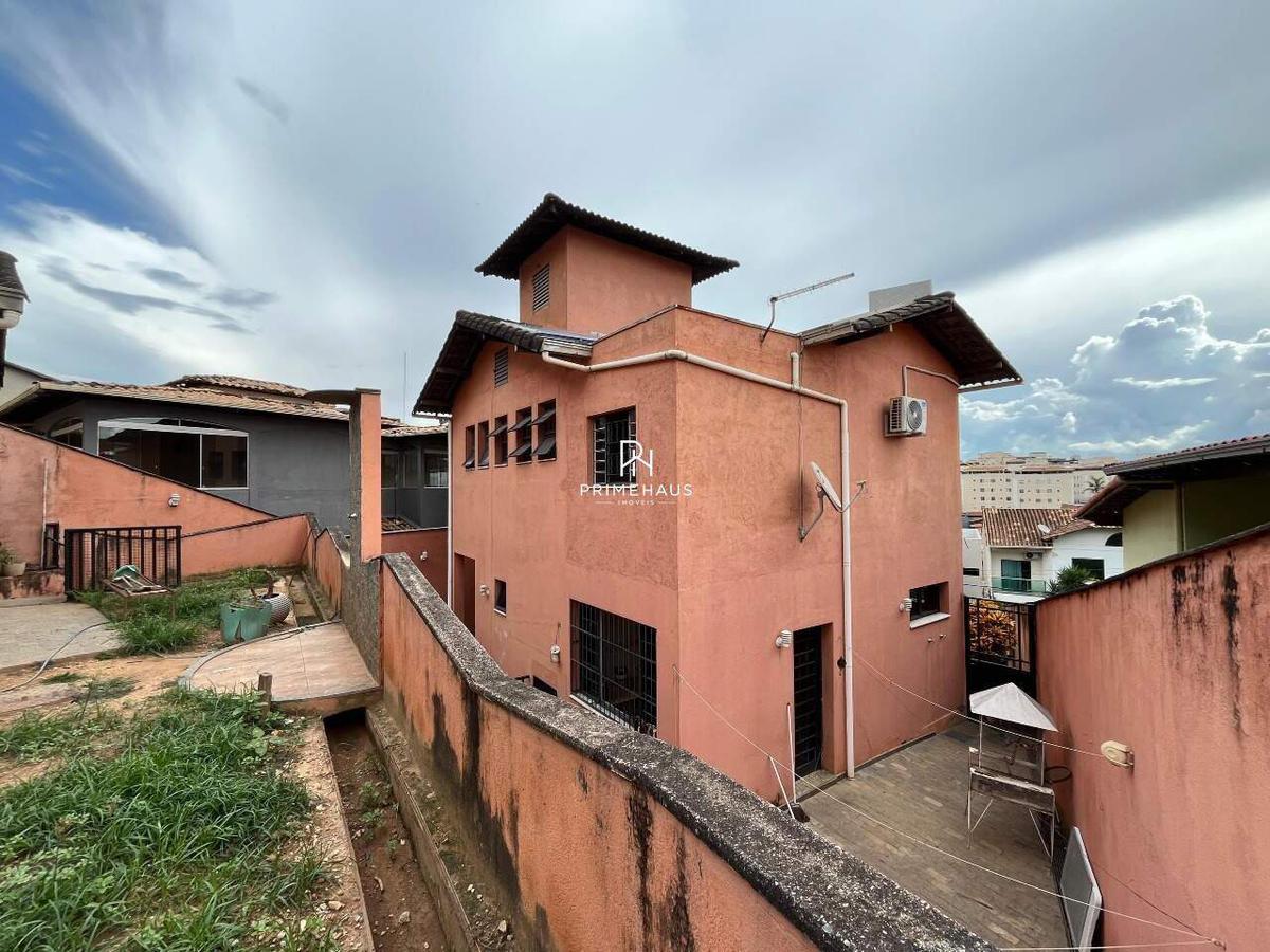 Casa, Jardim Riacho das Pedras, 4 Quartos, 3 Vagas, 1 Suíte
