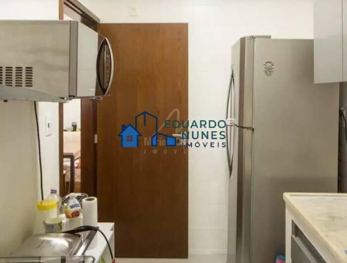 Apartamento, Funcionários, 2 Quartos, 1 Vaga, 1 Suíte