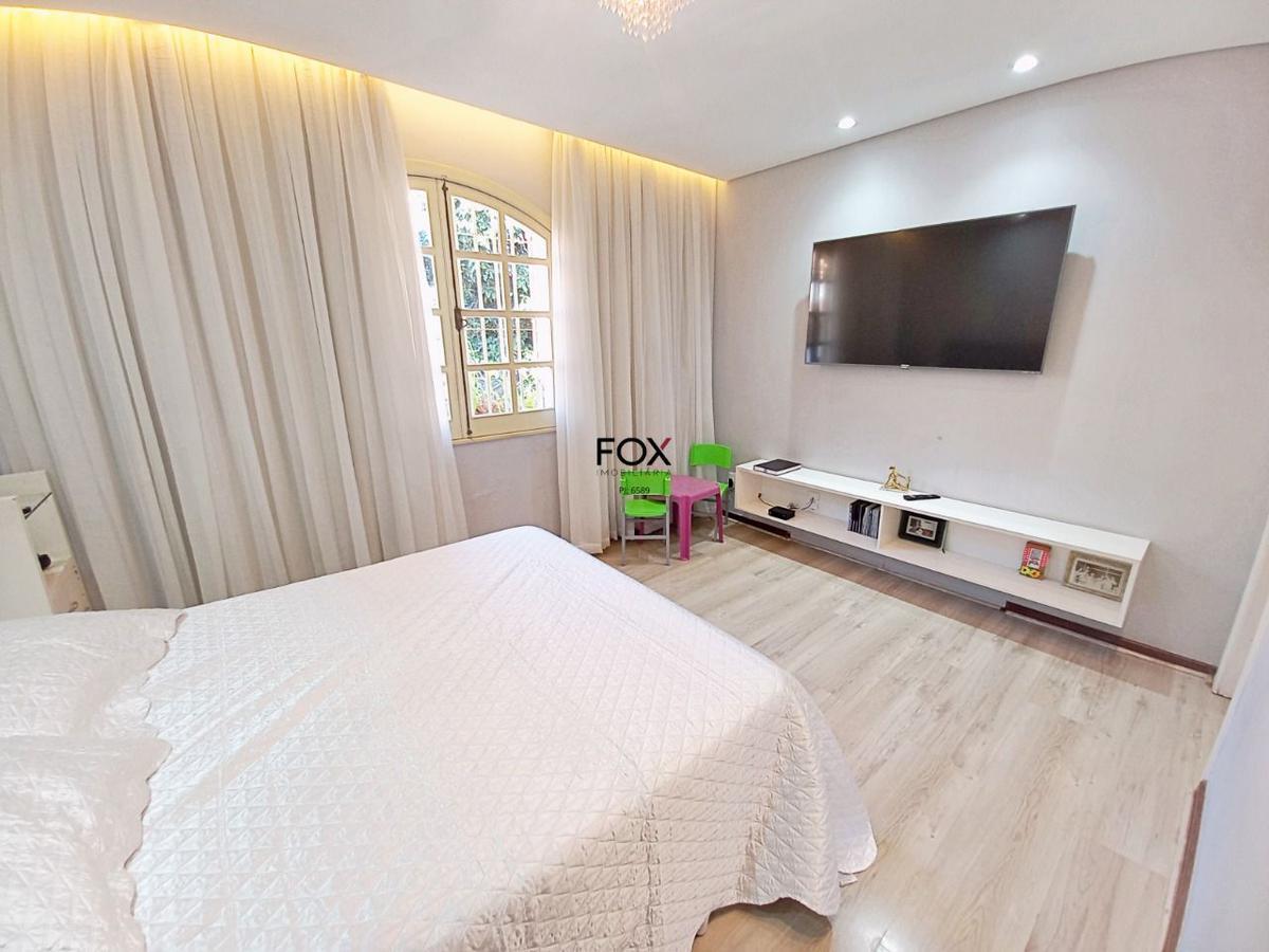 Casa, Santa Lúcia, 5 Quartos, 4 Vagas, 2 Suítes