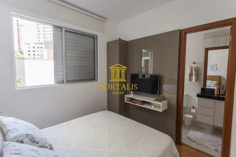 Apartamento, Serra, 2 Quartos, 2 Vagas, 1 Suíte