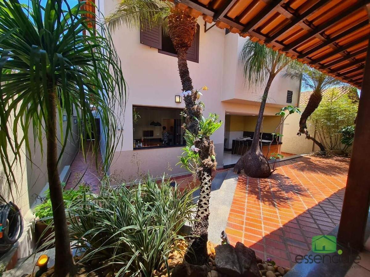 Casa, Fonte Grande, 3 Quartos, 4 Vagas, 3 Suítes