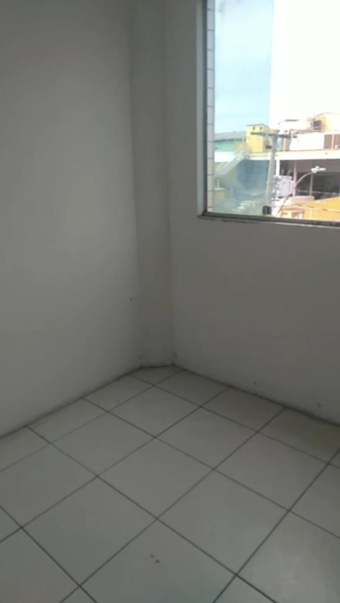 Quitinete, Glória, 1 Quarto, 0 Vaga