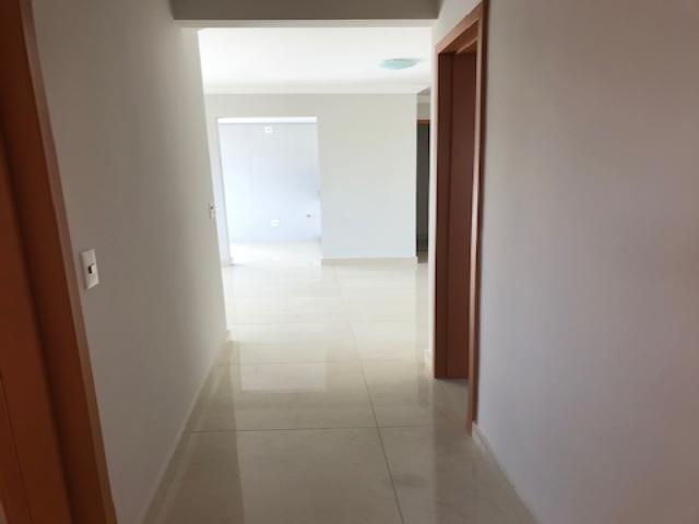 Apartamento, Sagrada Família, 2 Quartos, 2 Vagas, 1 Suíte