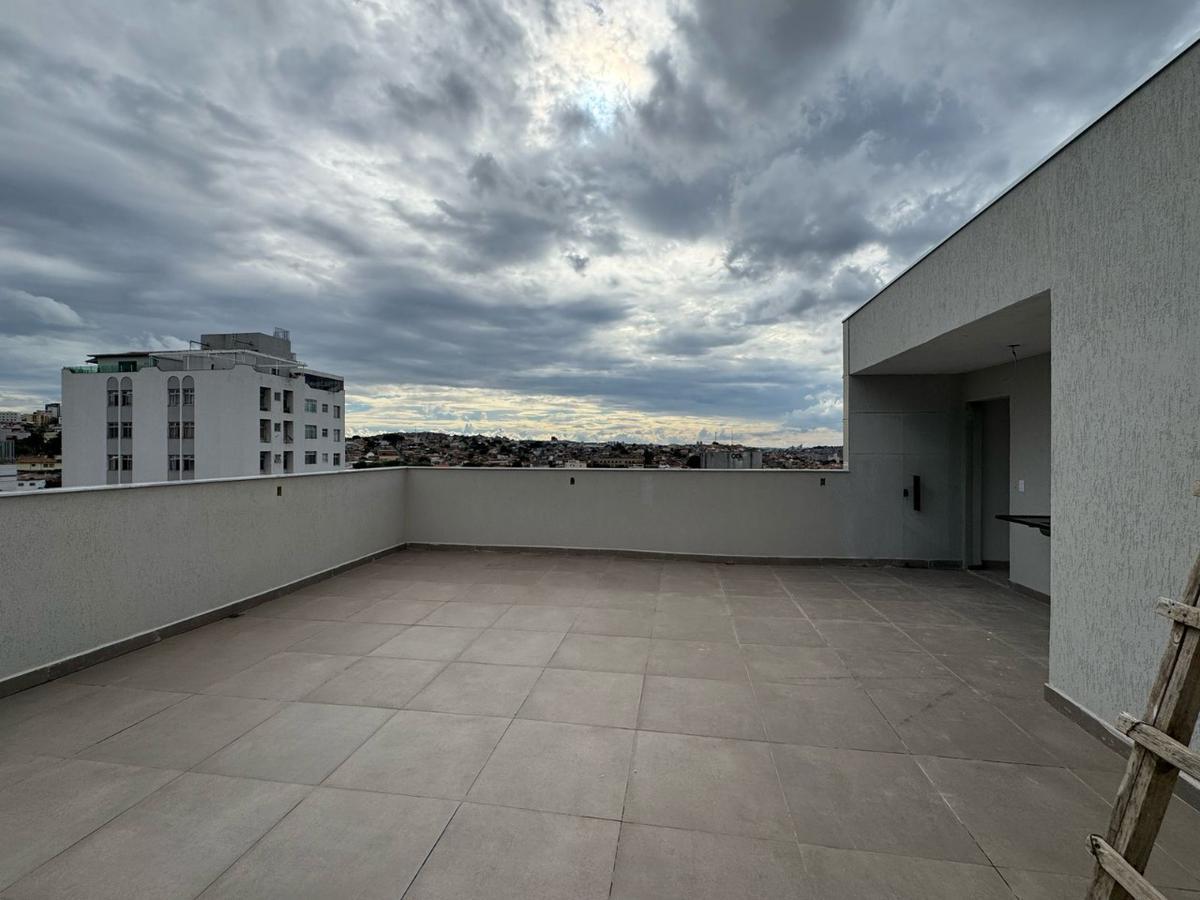 Cobertura, Graça, 4 Quartos, 3 Vagas, 1 Suíte