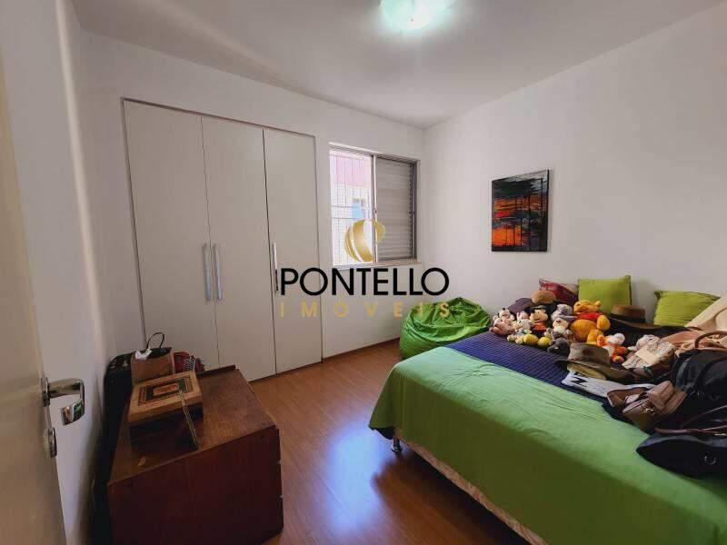 Apartamento, Funcionários, 4 Quartos, 2 Vagas, 1 Suíte