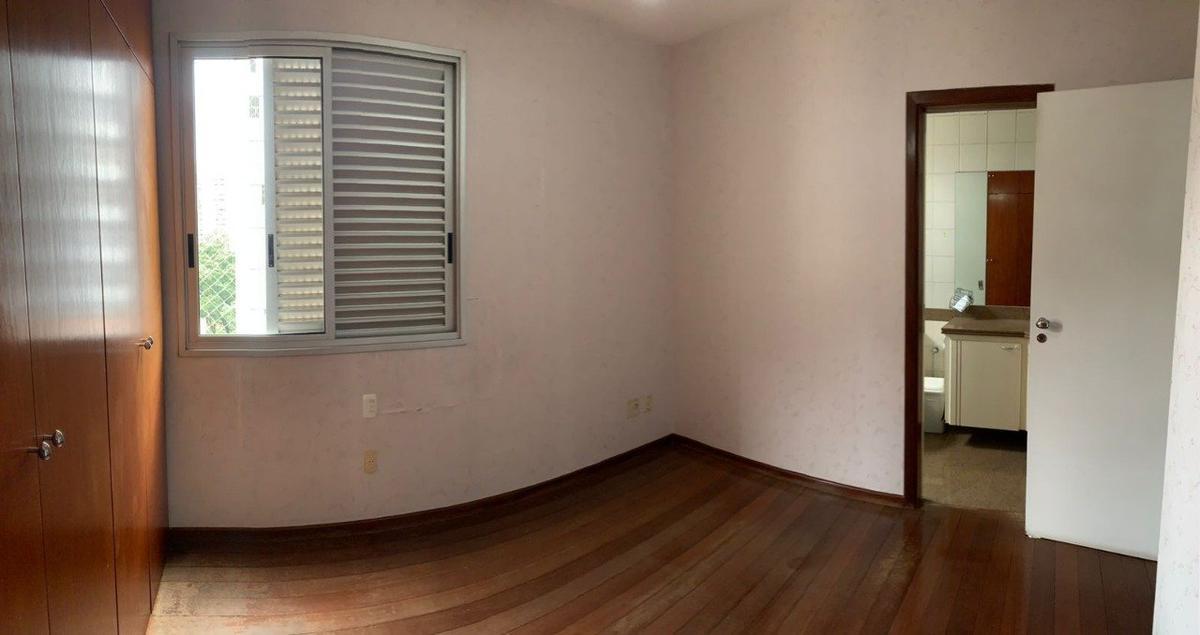 Apartamento, Funcionários, 2 Quartos, 1 Vaga, 1 Suíte