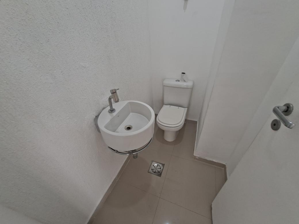 Andar, Funcionários, 0 Quarto, 5 Vagas