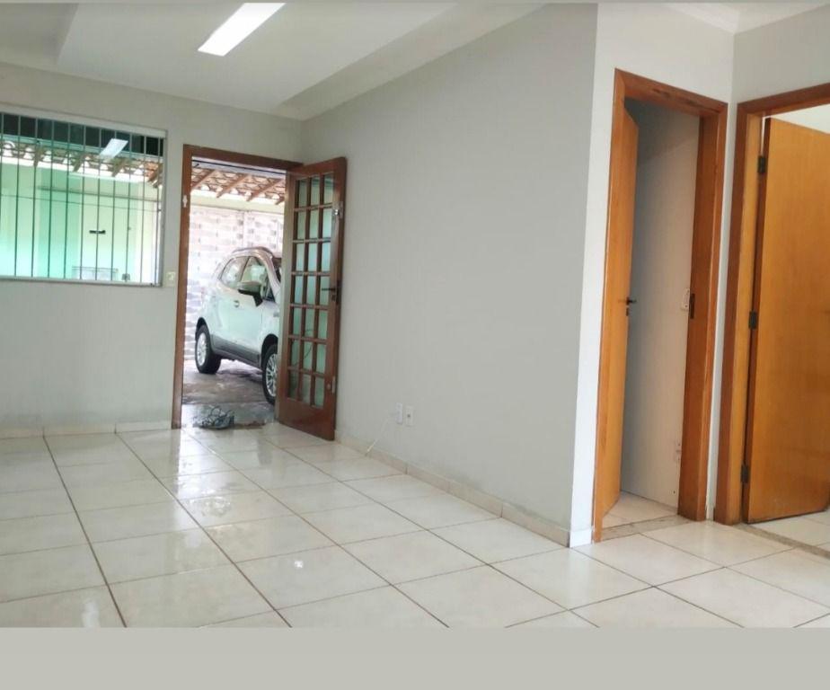 Casa, Jardim Vitória, 2 Quartos, 1 Vaga