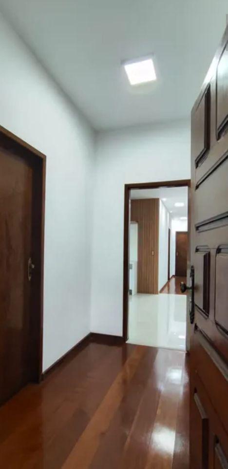 Casa, Bandeirantes, 4 Quartos, 4 Vagas, 2 Suítes