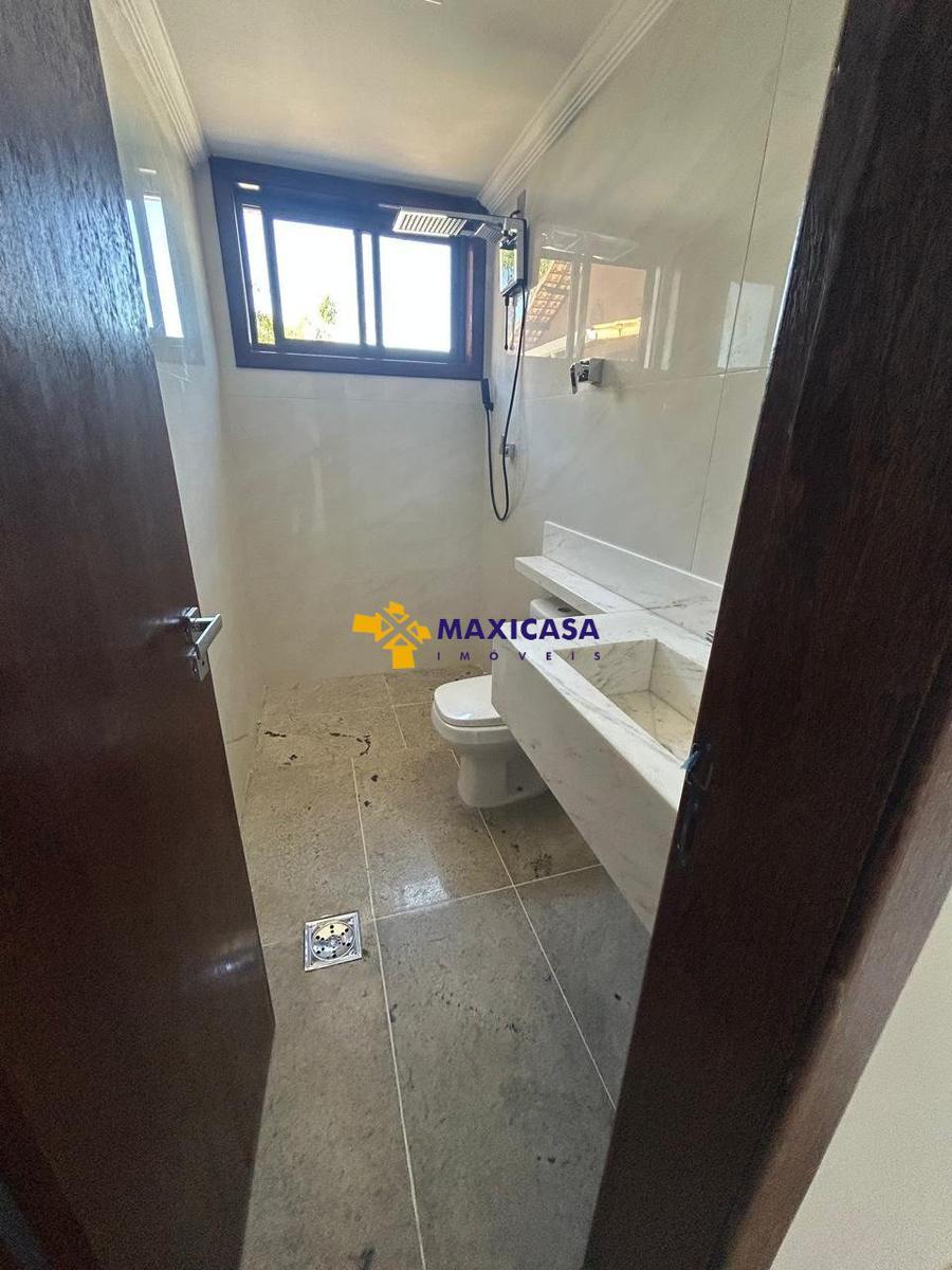 Casa, Jardim Atlântico, 5 Quartos, 6 Vagas, 3 Suítes