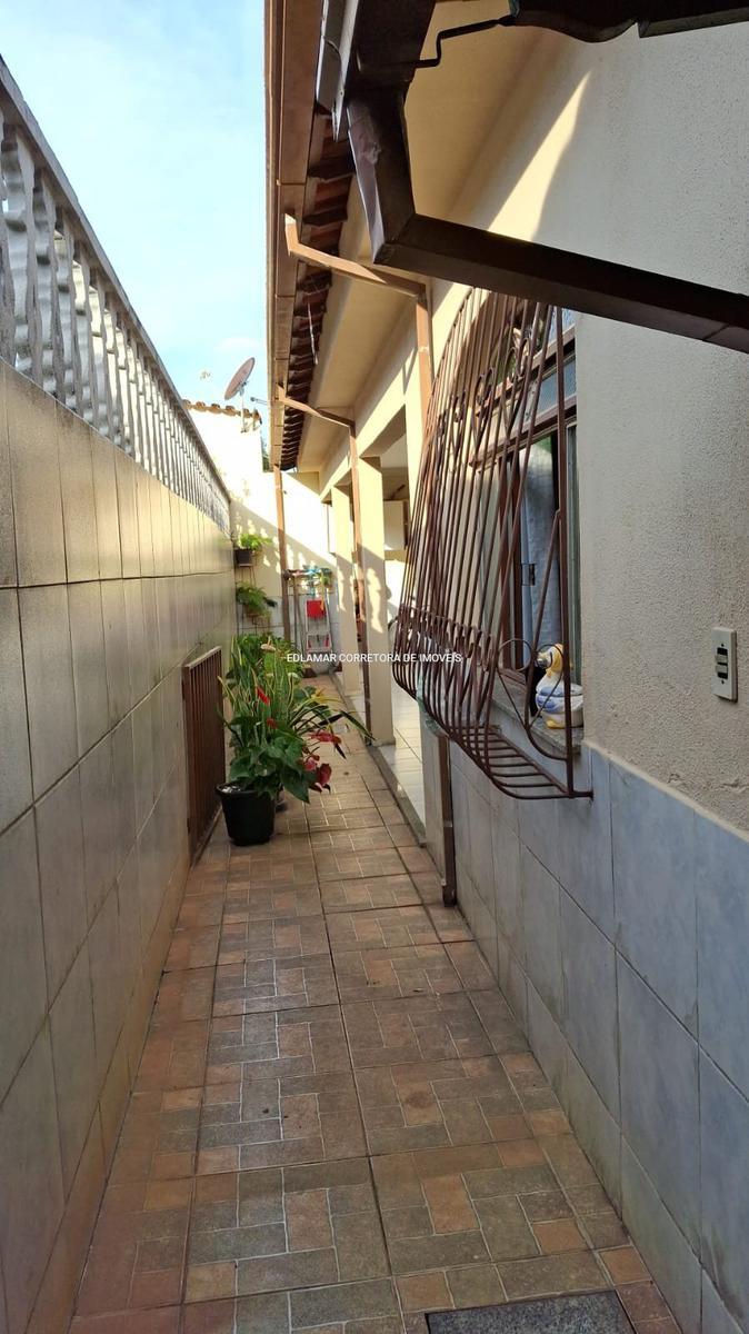 Casa, Industrial, 3 Quartos, 6 Vagas, 1 Suíte