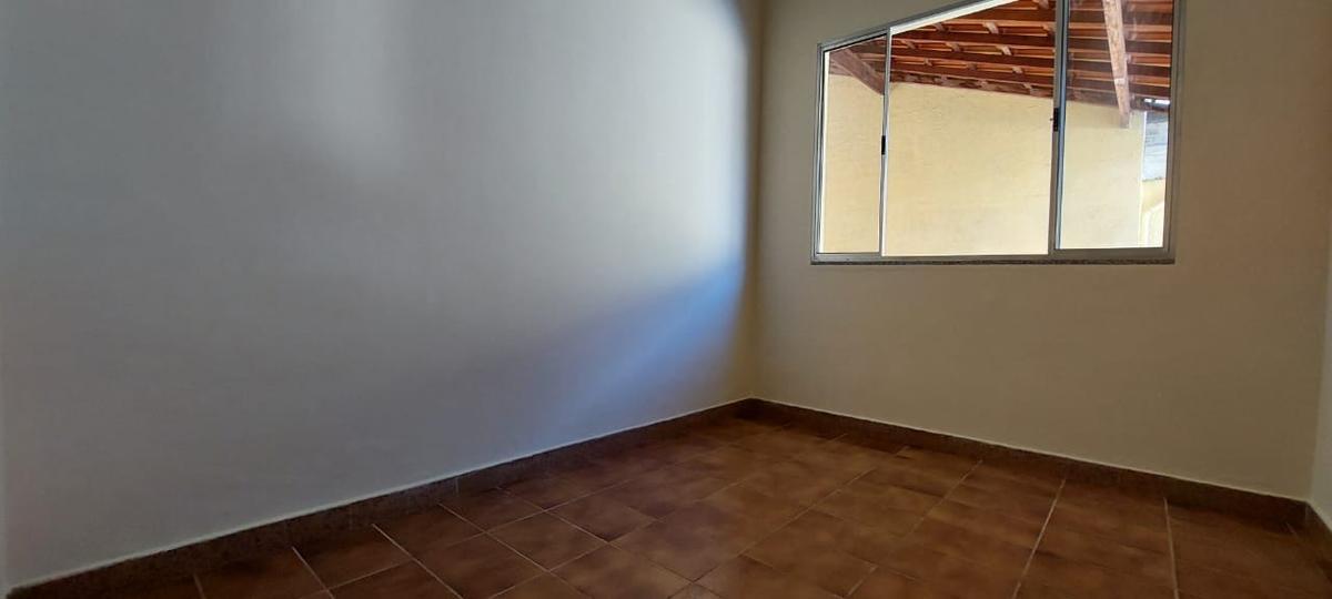 Casa, Centro, 4 Quartos, 4 Vagas, 1 Suíte