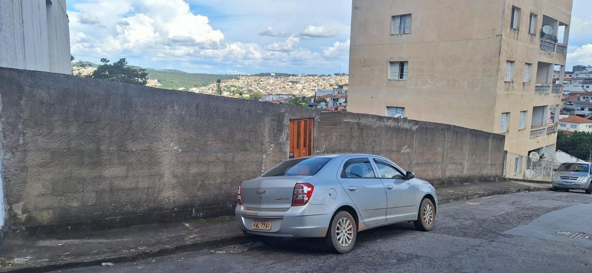 Lote, Centro, 0 Quarto, 0 Vaga