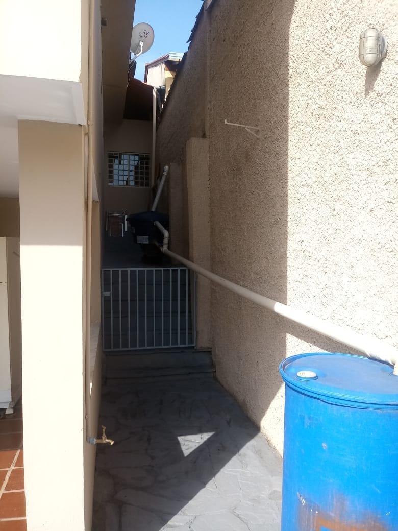 Casa, Jardinópolis, 4 Quartos, 2 Vagas, 1 Suíte