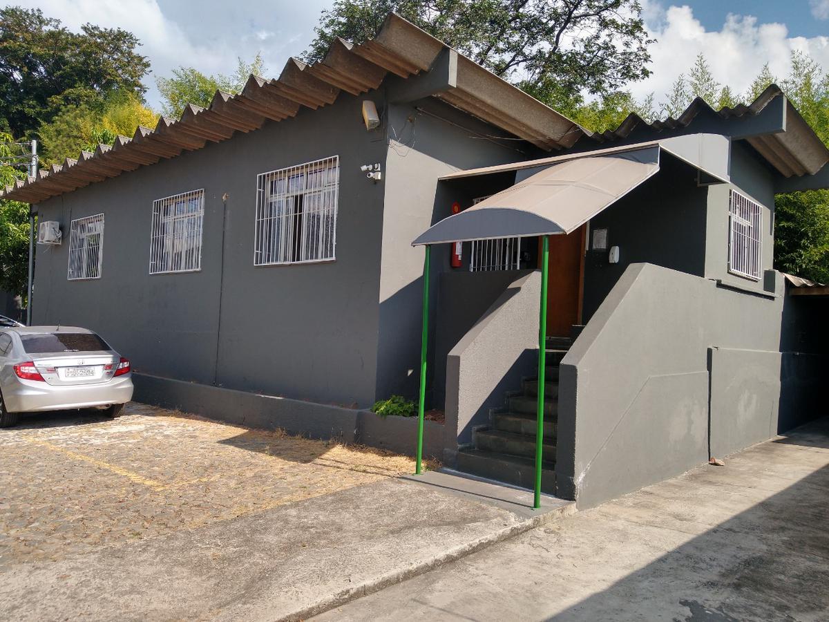 Galpão, Cincão, 1 Quarto, 20 Vagas