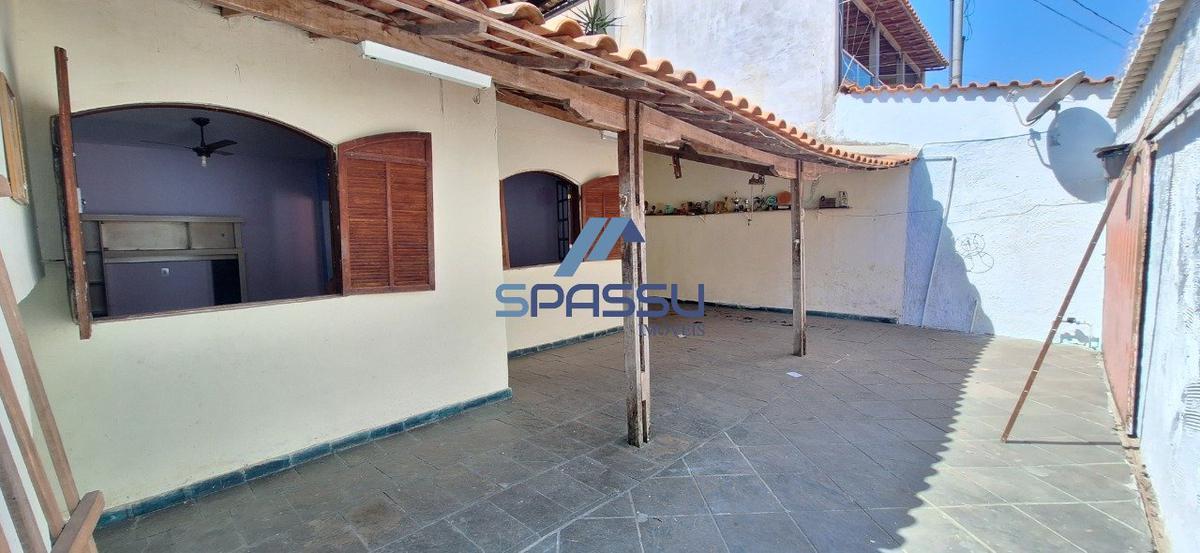 Casa, Jardim Vitória, 3 Quartos, 2 Vagas