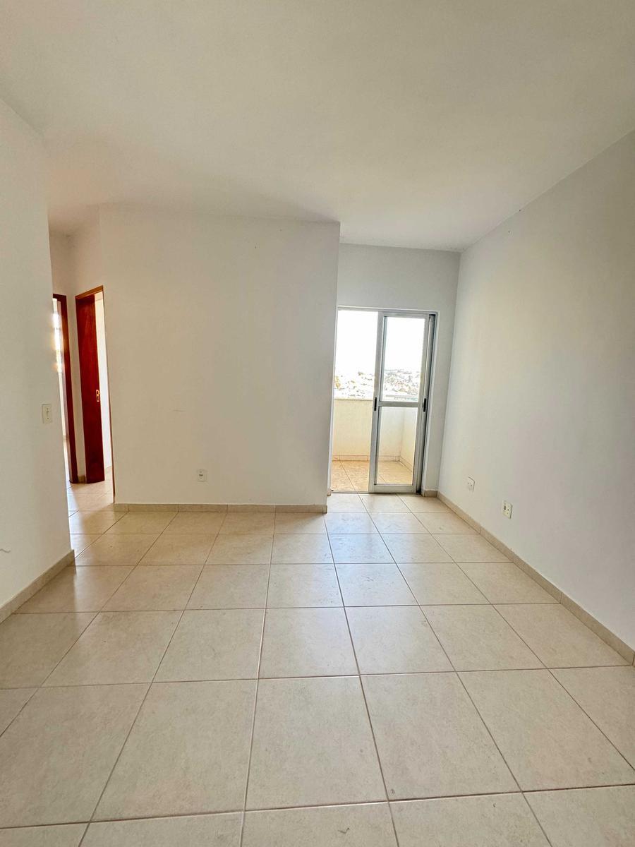 Apartamento, Cândida Ferreira, 2 Quartos, 1 Vaga