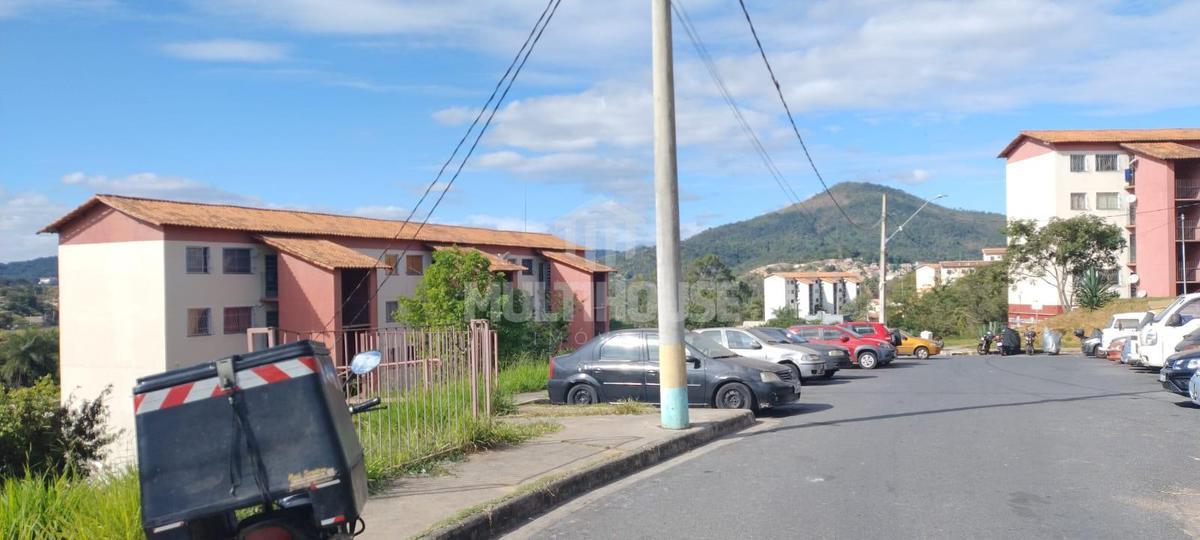 Apartamento, Jardim Vitória, 2 Quartos, 1 Vaga