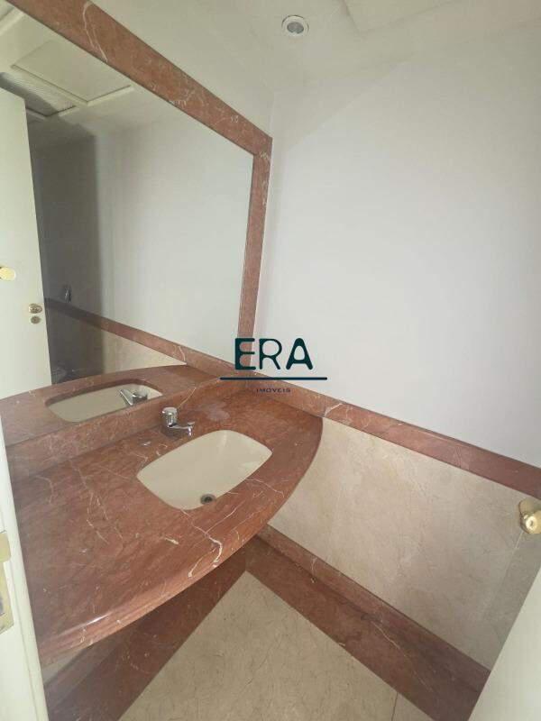 Apartamento, Funcionários, 5 Quartos, 4 Vagas, 4 Suítes