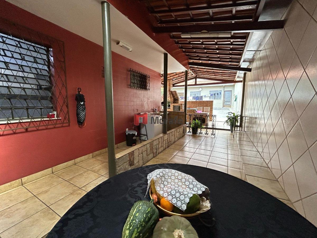 Casa, Itapoã, 4 Quartos, 6 Vagas, 1 Suíte